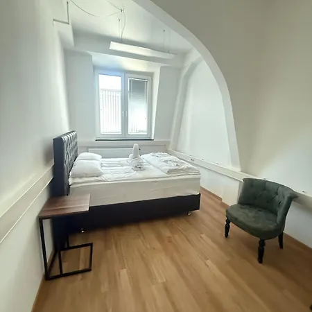 Apartment 1 2 Personen-gemeinschaftskueche-gemeinscharfts Bad Wc Leverkusen